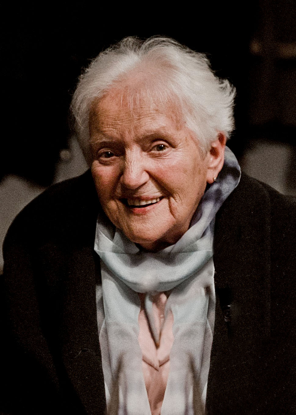 Erika Buchegger (84)