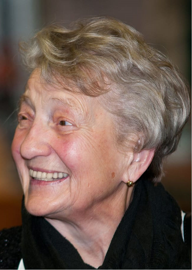 Leopoldine Hofer (83)