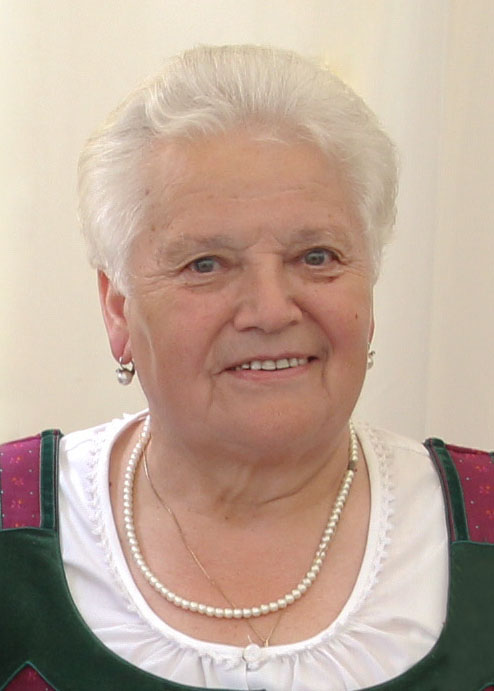 Aloisia Nierer (80)