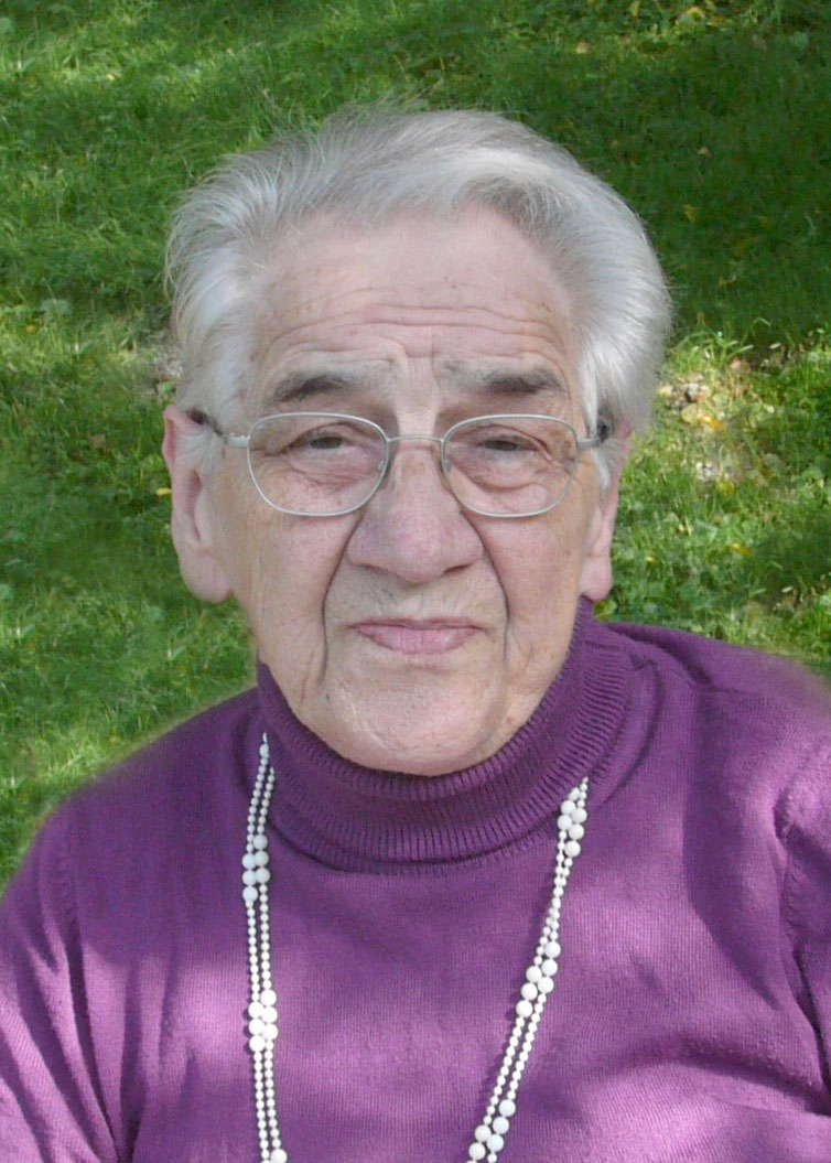 Rosa Schuster (88)