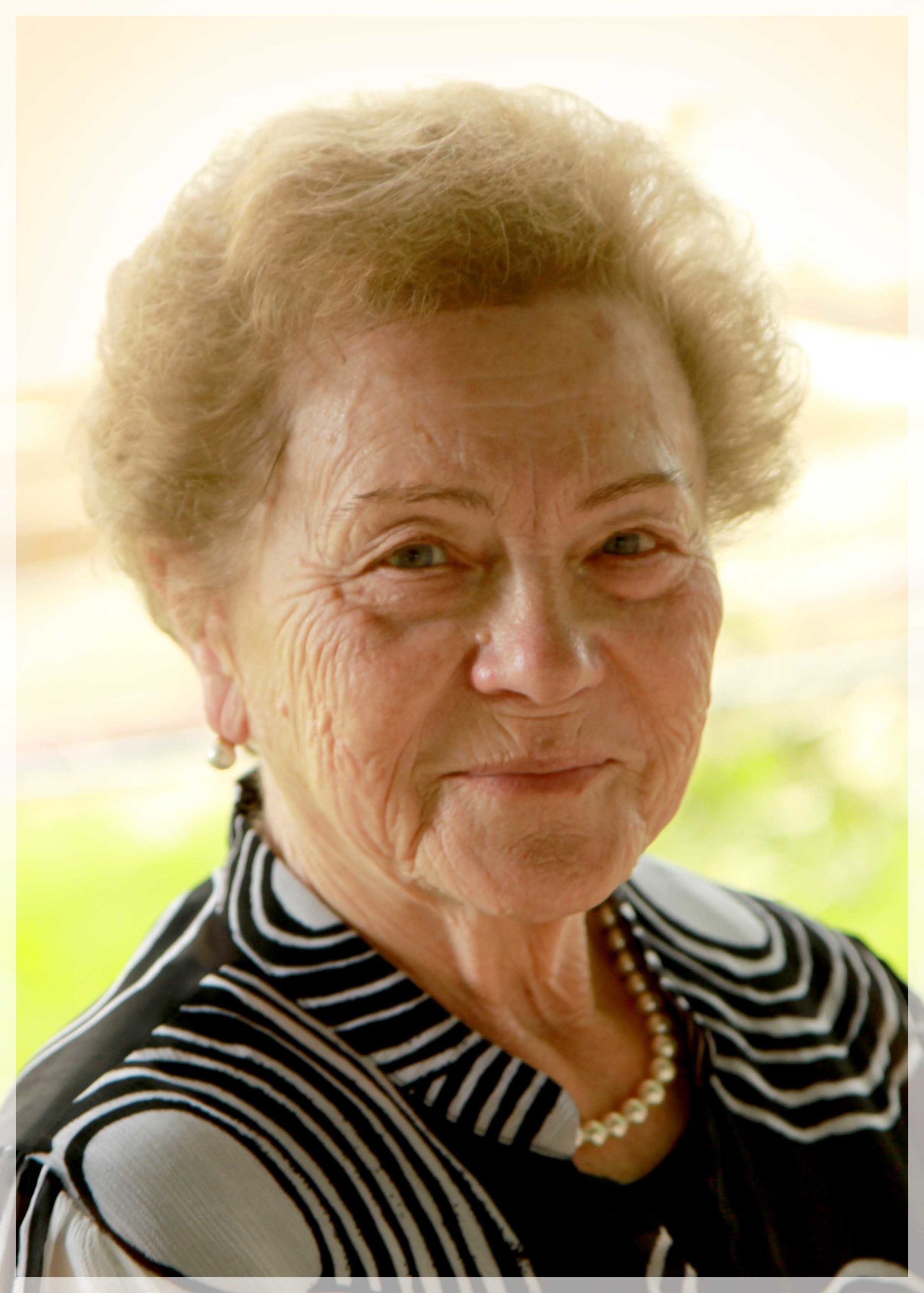 Johanna Decker (84)